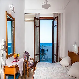 Irini's Fteoura Hotel