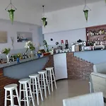 Irini's Fteoura 2* Kamári