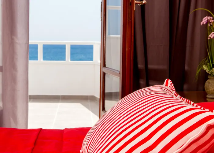 Irini's Fteoura Kamári