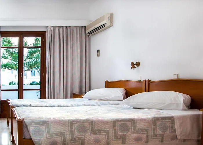 Irini's Fteoura Kamári