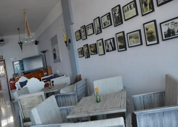 Irini's Fteoura Kamári