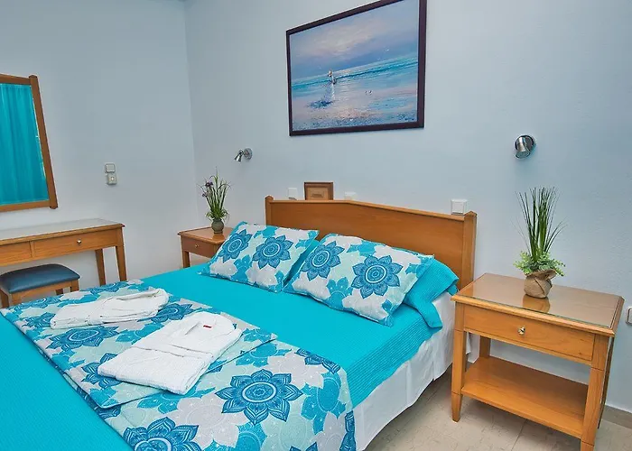 Irini's Fteoura Hotel Kamári