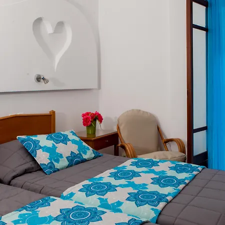 Hotel Irini's Fteoura Kamari (Santorini)