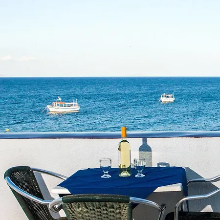 Irini's Fteoura Hotel Kamari (Santorini)