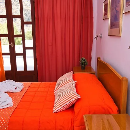 Hotel Irini's Fteoura Kamari (Santorini)
